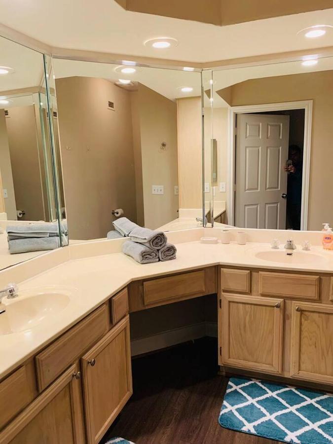 2 Bedroom Easy Access To Med Center, Nrg, Downtown Houston Eksteriør bilde